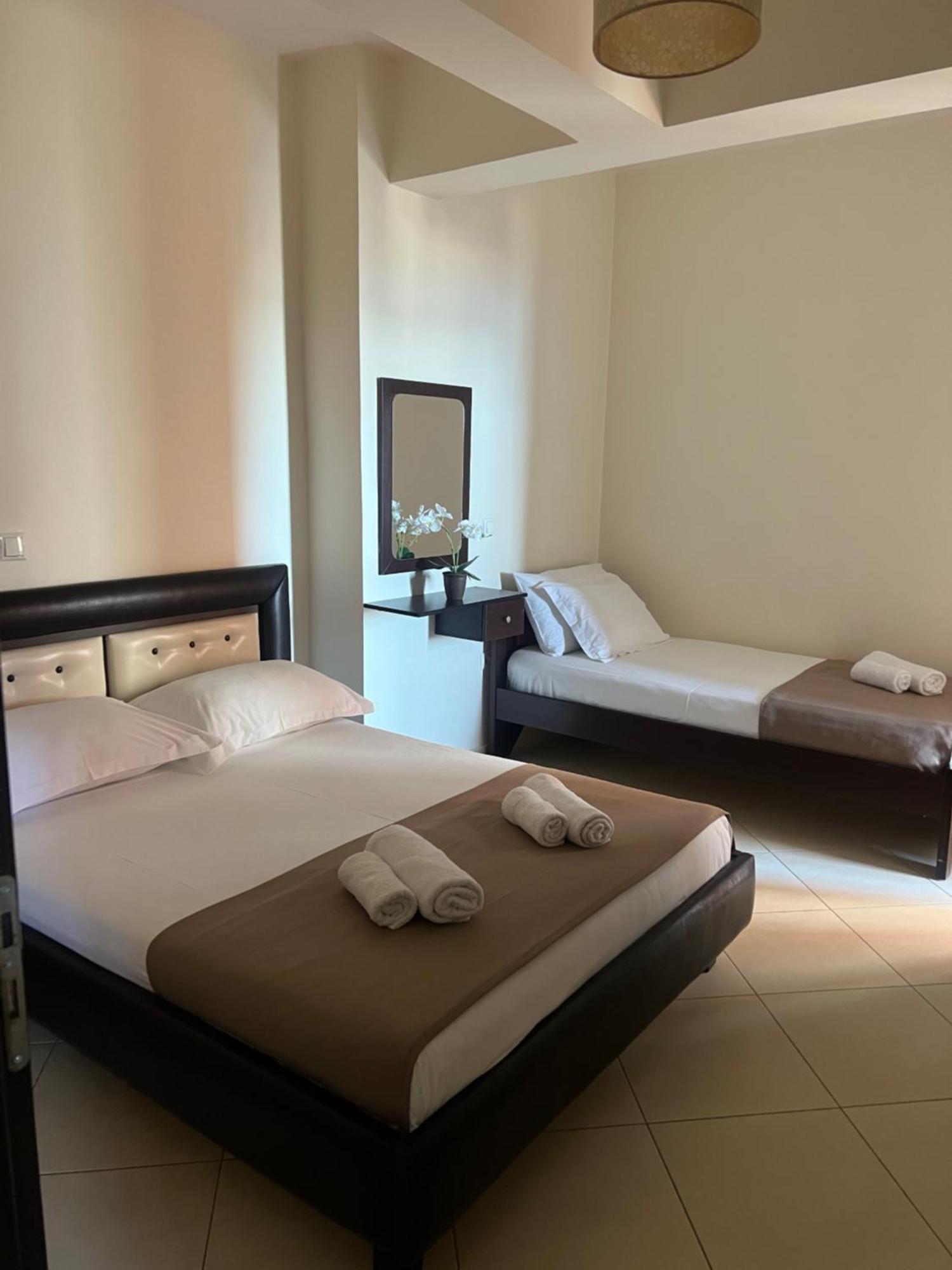 Ansi Paradiso Apartaments Sarandë エクステリア 写真