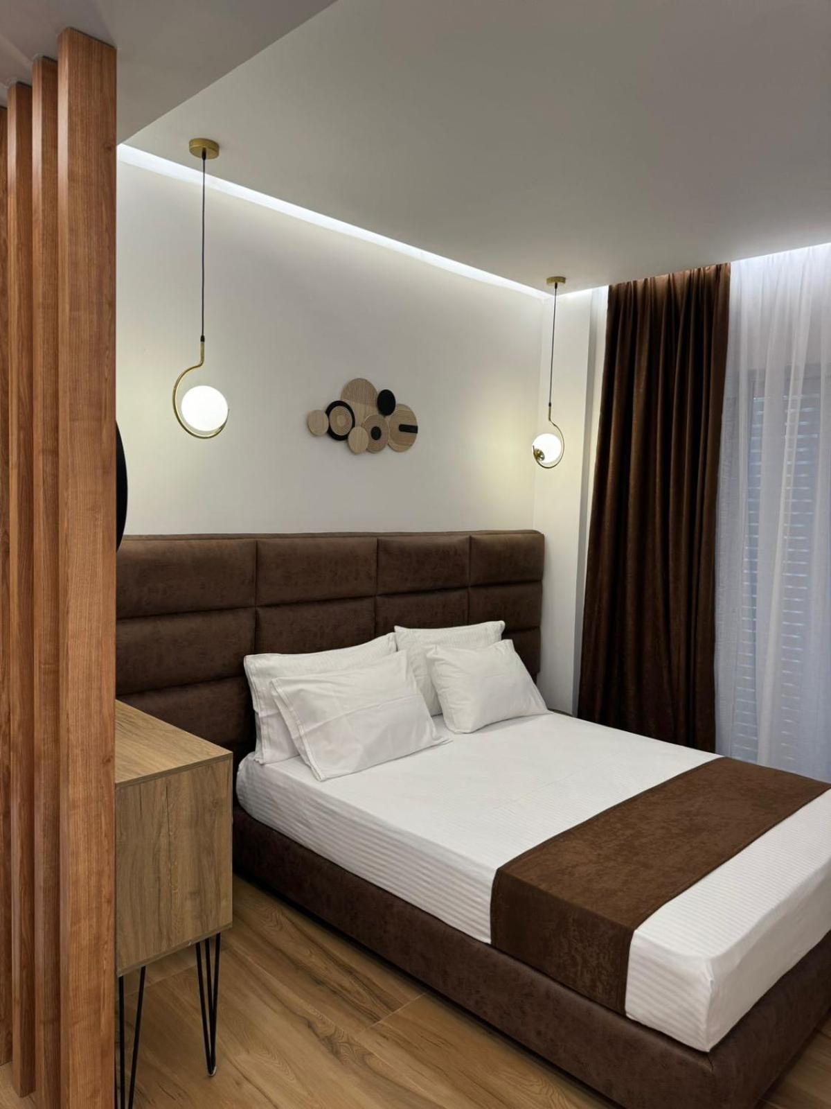 Ansi Paradiso Apartaments Sarandë エクステリア 写真
