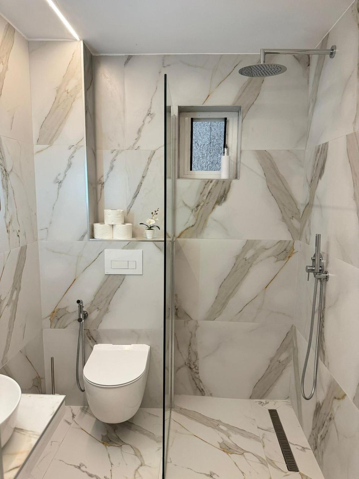 Ansi Paradiso Apartaments Sarandë エクステリア 写真