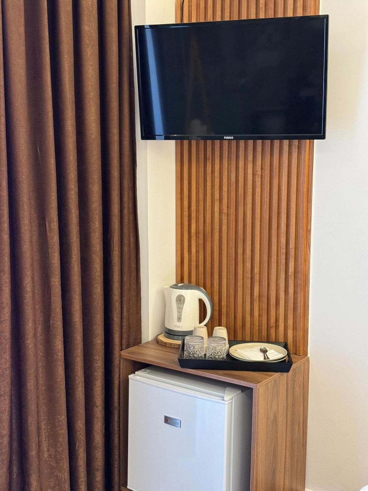 Ansi Paradiso Apartaments Sarandë エクステリア 写真